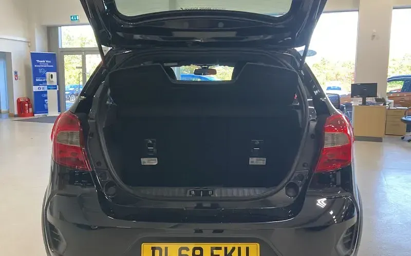 Used Ford Ka Plus Active 86 HP (63 kW) 2019 Black Hatchback