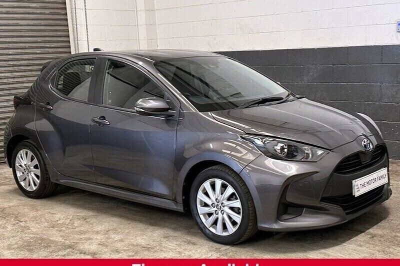 Used 2022 Toyota Yaris Hybrid | £13,995 (Good price) - Image 1/1
