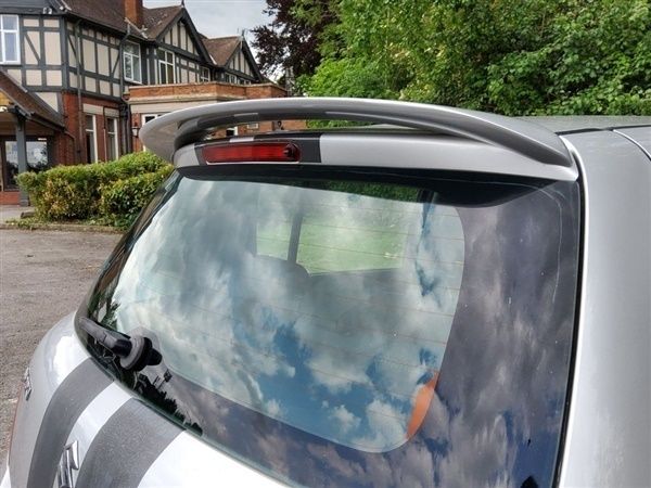 Silver Used 2005 Suzuki Swift GLX Hatchback | £1,250 (Fair price) - Image 1/1