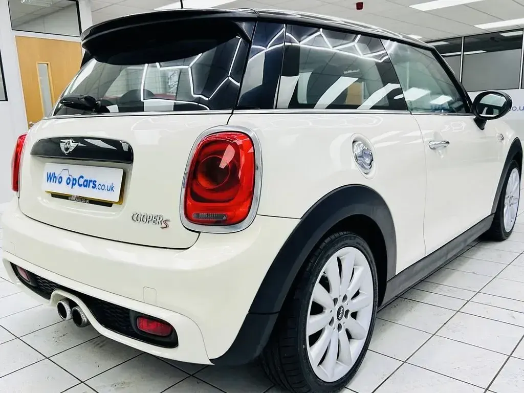Used Mini Cooper S Hatch 192 HP (141 kW) 2016 White Hatchback