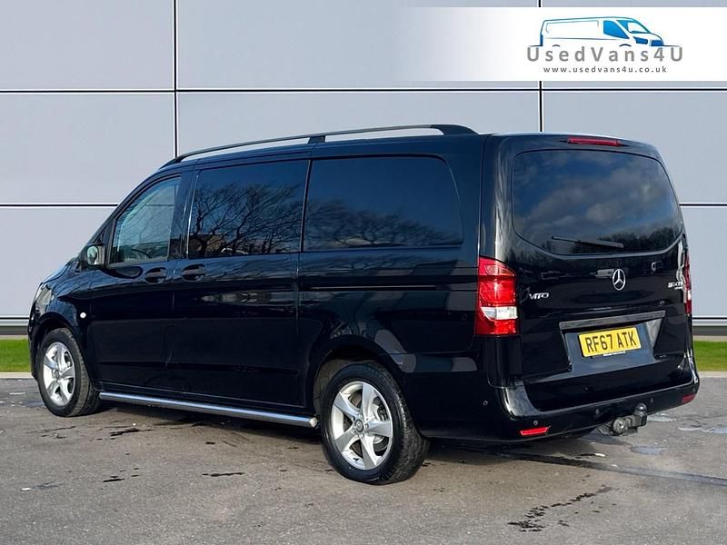 Used Mercedes Vito 136 HP (100 kW) 2018 Black Van