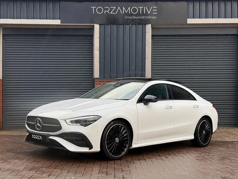 Used Mercedes CLA180 AMG Line Premium Plus 136 HP (100 kW) 2024 White Sedan