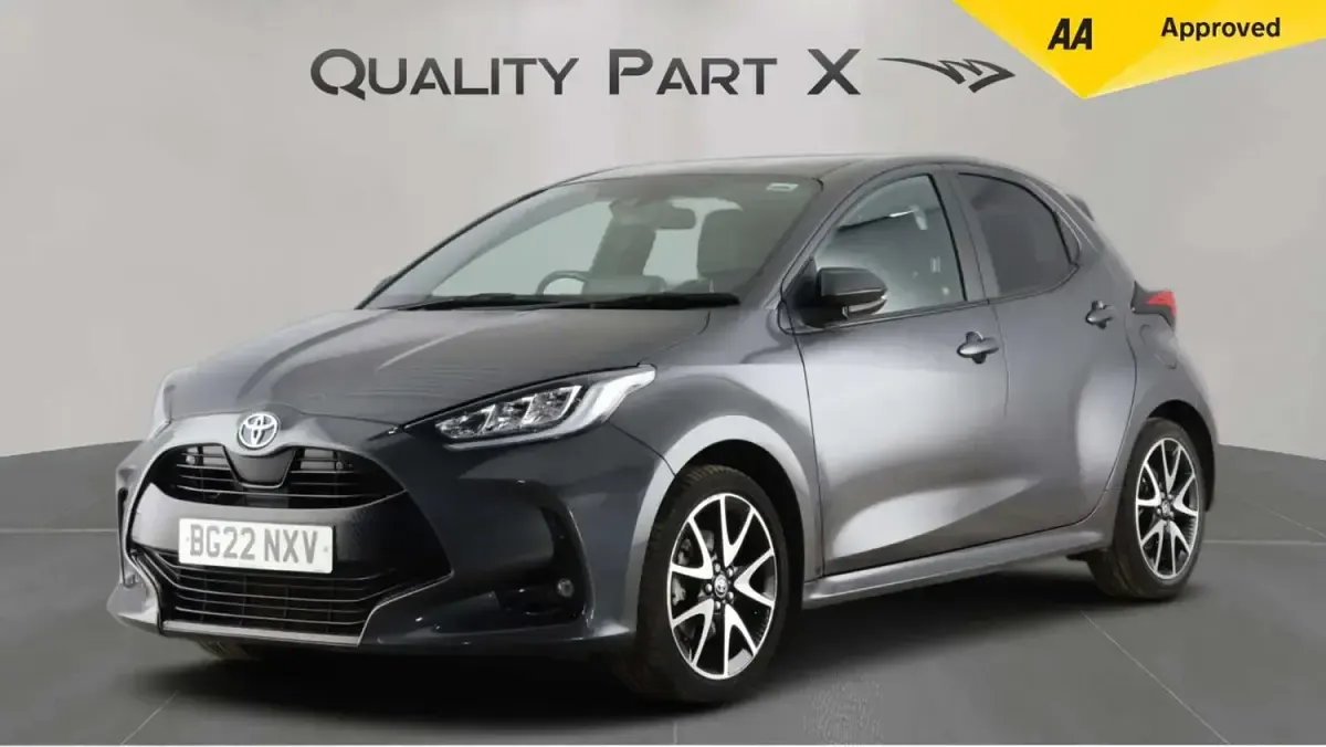 Second-hand Toyota Yaris Hybrid 2022 Gri Hatchback