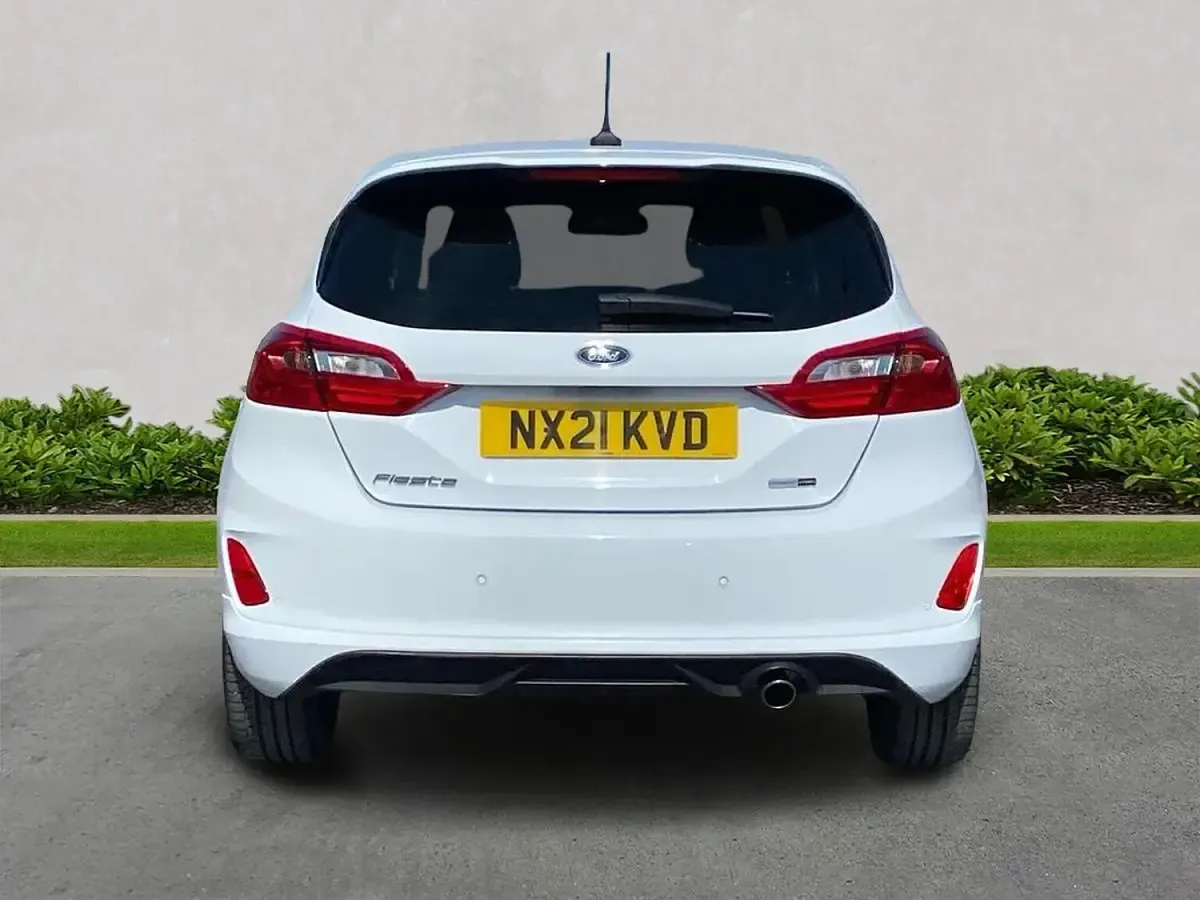 Used Ford Fiesta ST-Line X 125 HP (91 kW) 2021 White Hatchback