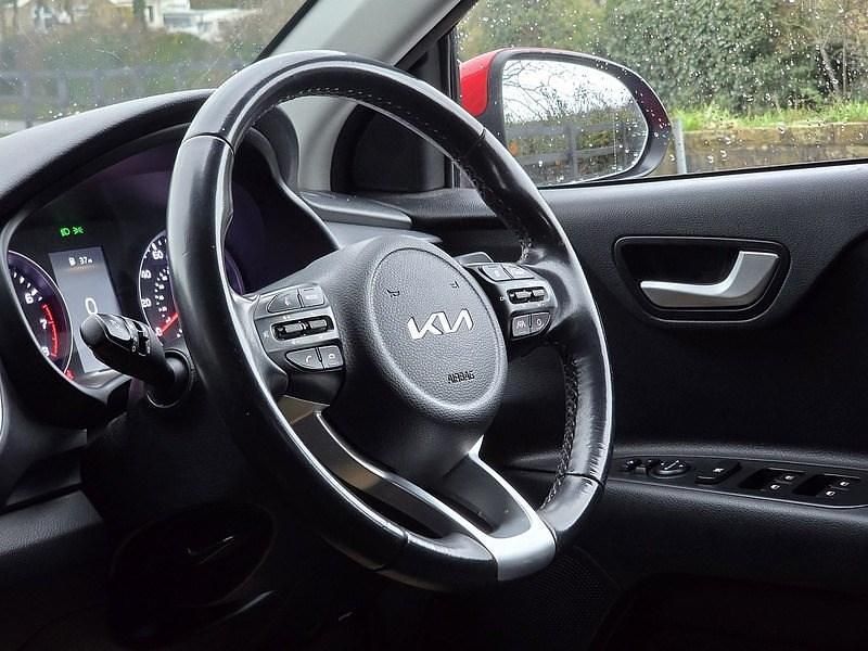 Used Kia Stonic 2022 Red SUV