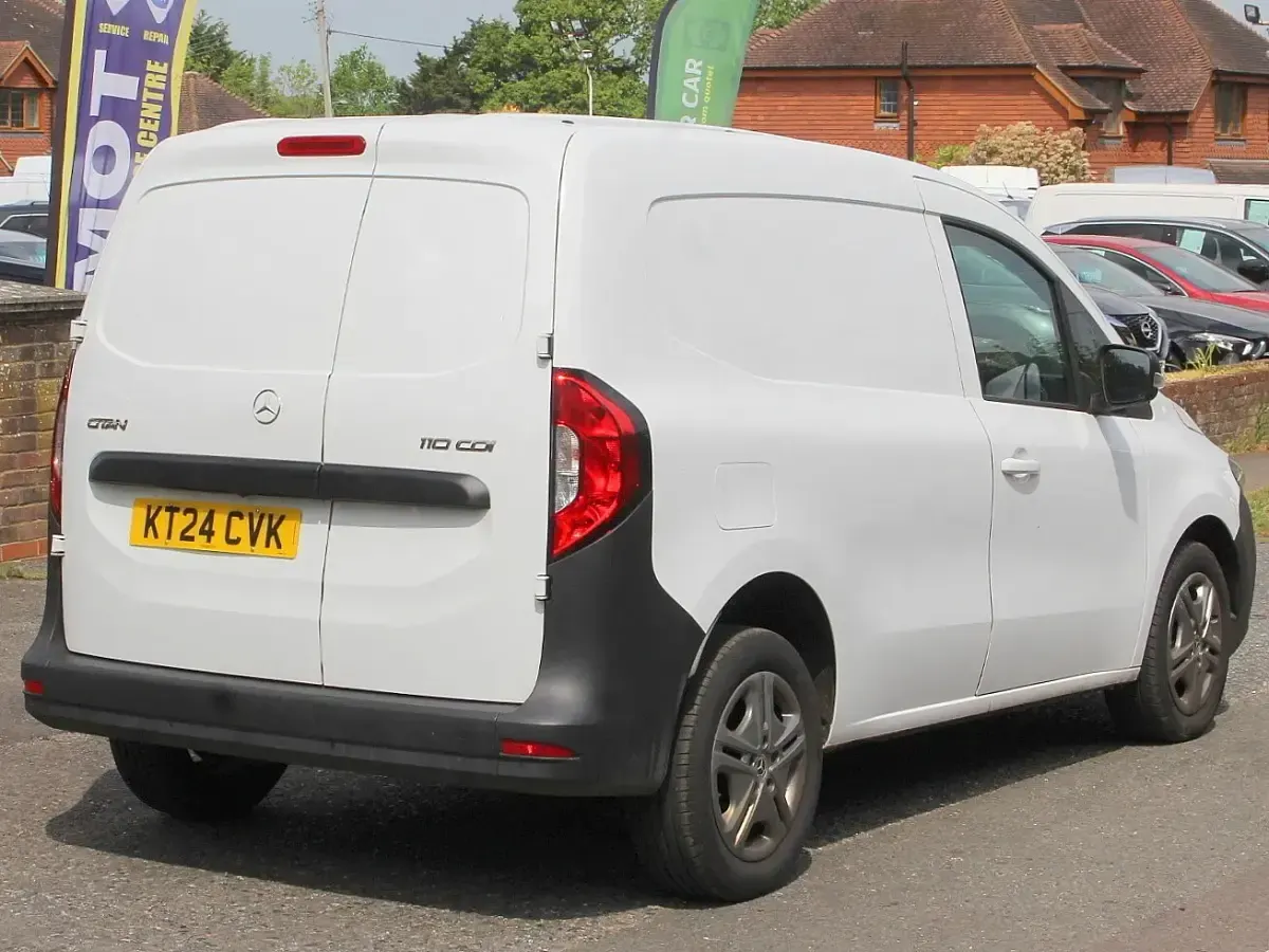 Used Mercedes Citan 110 Progressive 95 HP (69 kW) 2024 White MPV