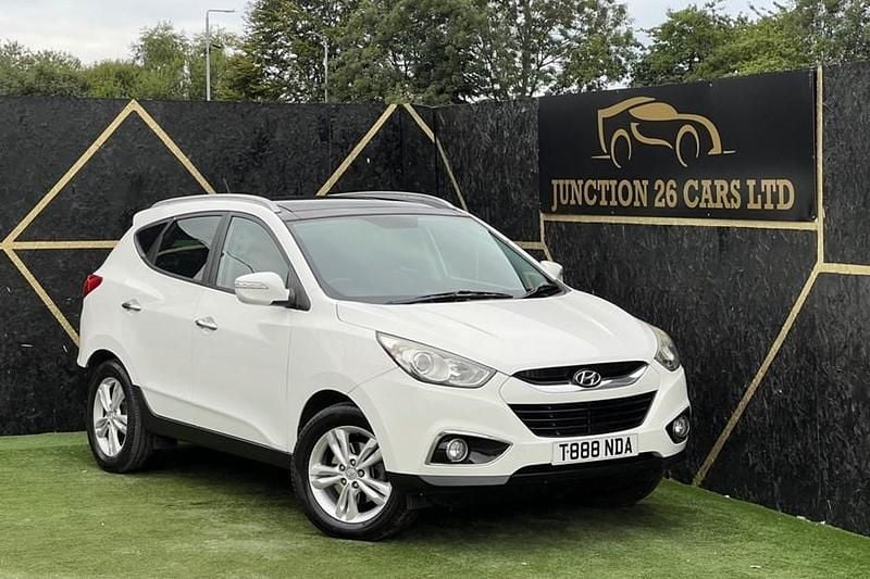 White Used 2011 Hyundai ix35 Premium SUV | £2,995 (Fair price) - Image 1/1