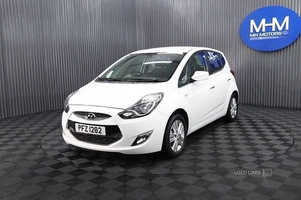 Used Hyundai ix20 Active 125 HP (91 kW) 2013 White Hatchback