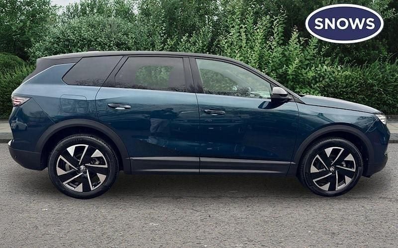 Used Vauxhall Grandland X GSe 136 HP (100 kW) 2024 Blue SUV