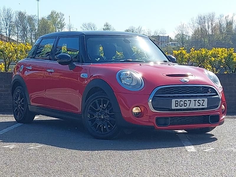 Used Mini Cooper S 170 HP (125 kW) 2017 Red Hatchback