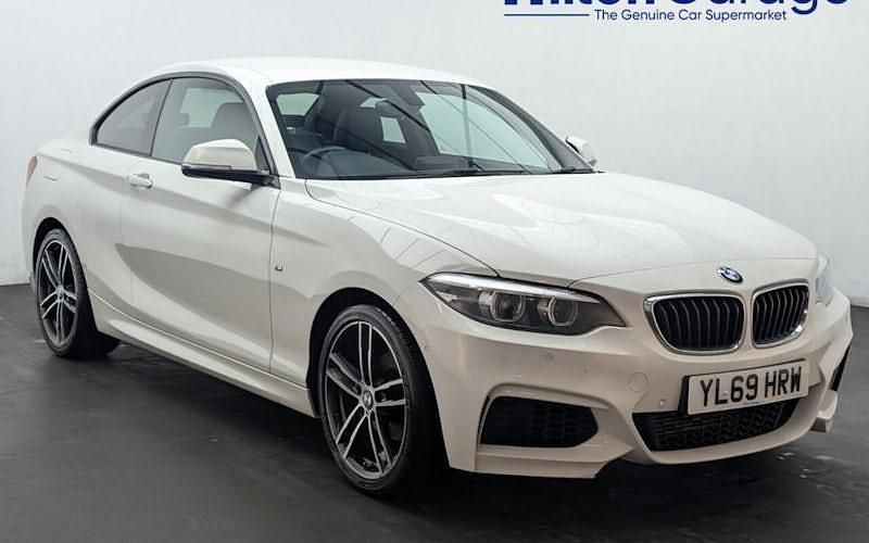 White Used 2020 BMW 218 M Sport Coupe | £12,350 (Good price) - Image 1/4
