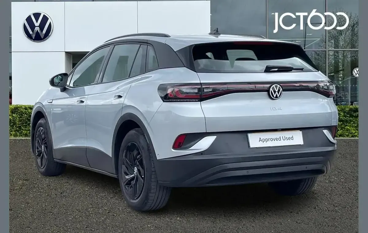 Used VW ID.4 Pure 108 kW (148 HP) 2023 Silver SUV