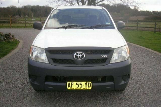 Used Toyota HiLux 2005 Pickup