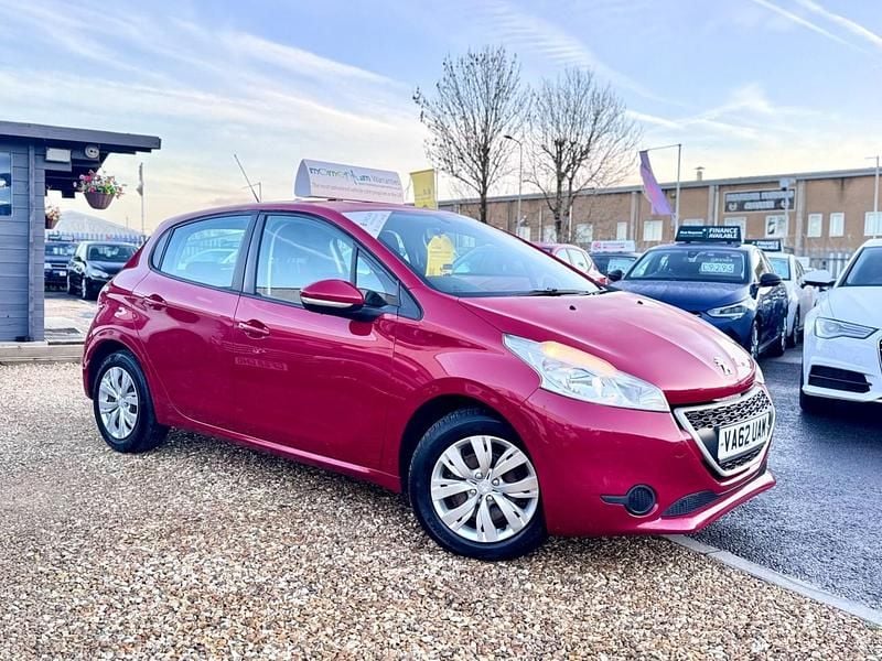 Red Used 2013 Peugeot 208 Access Hatchback | £2,995 (Fair price) - Image 1/3