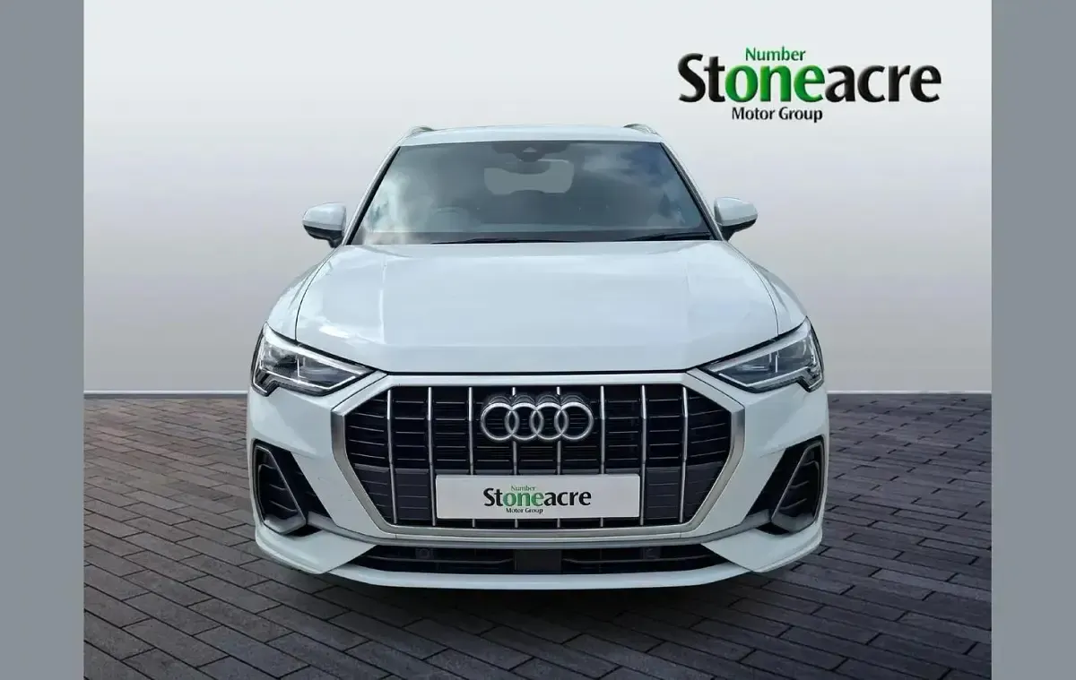 Used Audi Q3 S-Line 150 HP (110 kW) 2024 White SUV