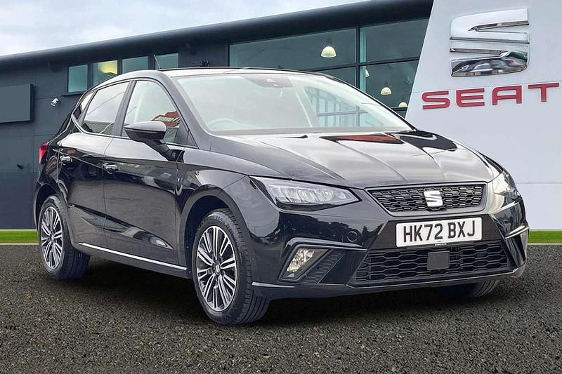 Midnight black Used 2022 Seat Ibiza SE Hatchback | £12,781 (Fair price) - Image 1/4