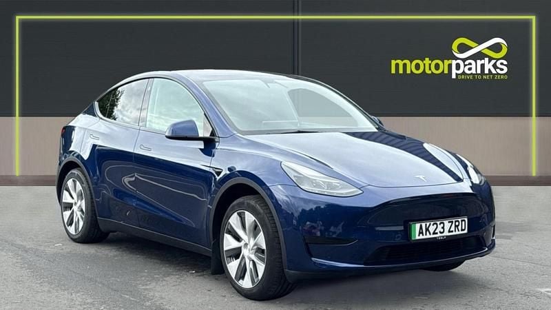 Blue metallic Used 2023 Tesla Model Y SUV | £25,250 (Fair price) - Image 1/4