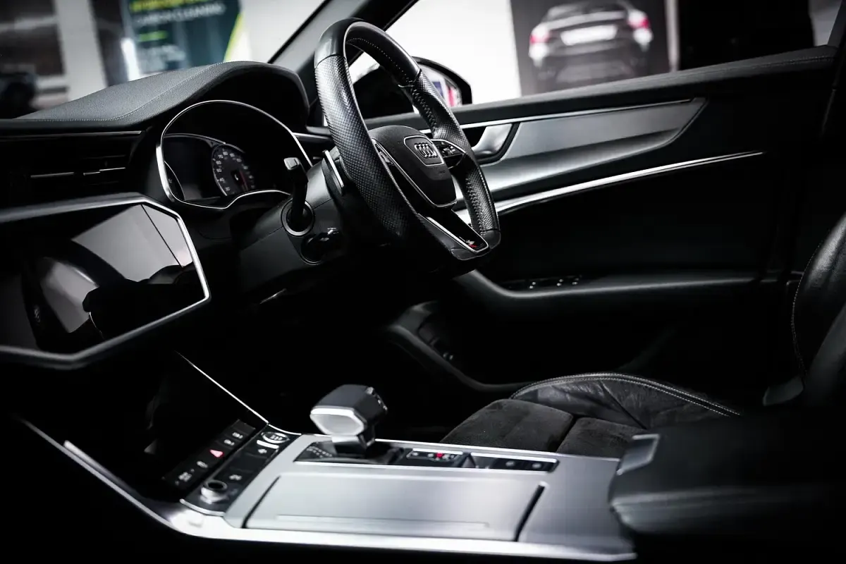 Używany Audi A6 Black Edition 204 KM (150 kW) 2020 Szary Kombi