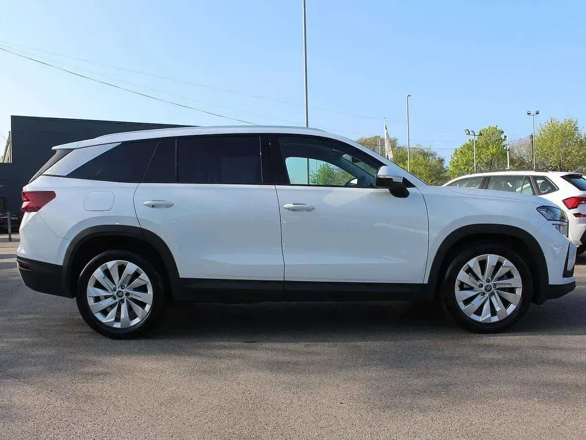 Second-hand Skoda Kodiaq SE L 150 CP (110 kW) 2025 Alb SUV