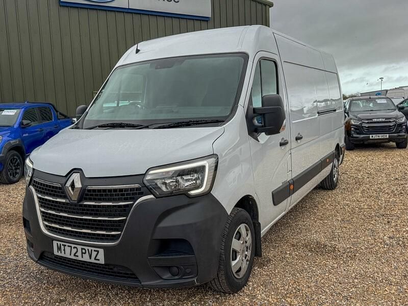 Used Renault Master Business 2022 White MPV