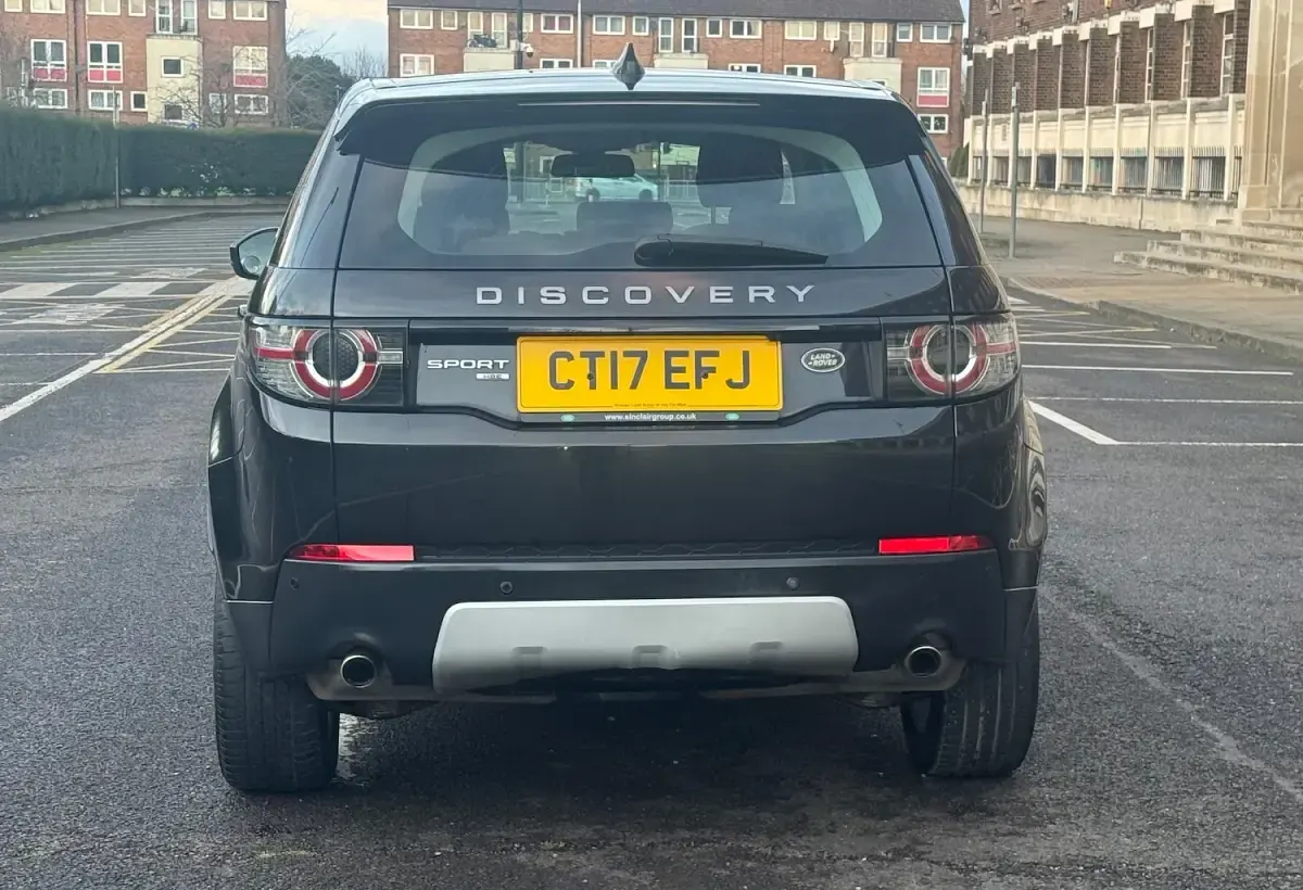Used Land Rover Discovery 5 HSE 2017 Black SUV