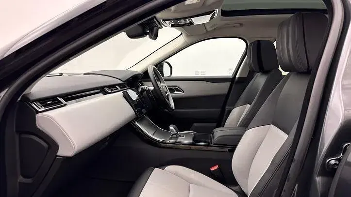 Usado Land Rover Range Rover Velar HSE Dynamic 300 CV (220 kW) 2025 Gris SUV