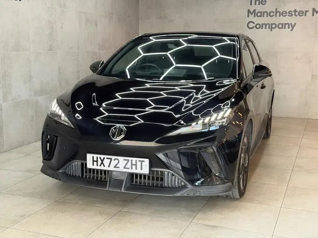 Used MG MG4 EV SE 50 kW (69 HP) 2022 Black Hatchback