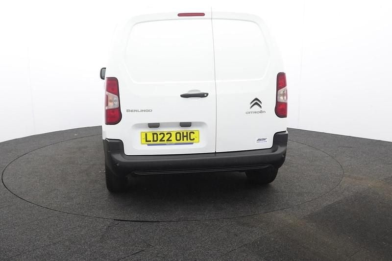 Used Citroën Berlingo 100 HP (73 kW) 2022 White MPV