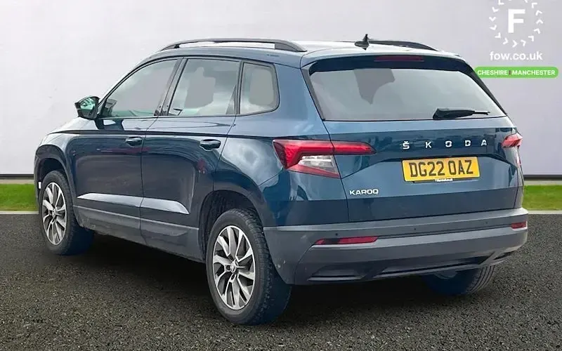 Usado Skoda 110 R SE Drive 110 CV (80 kW) 2021 Azul Familiar
