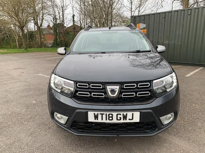 Used Dacia Sandero Essentiel 90 HP (66 kW) 2018 Grey Hatchback