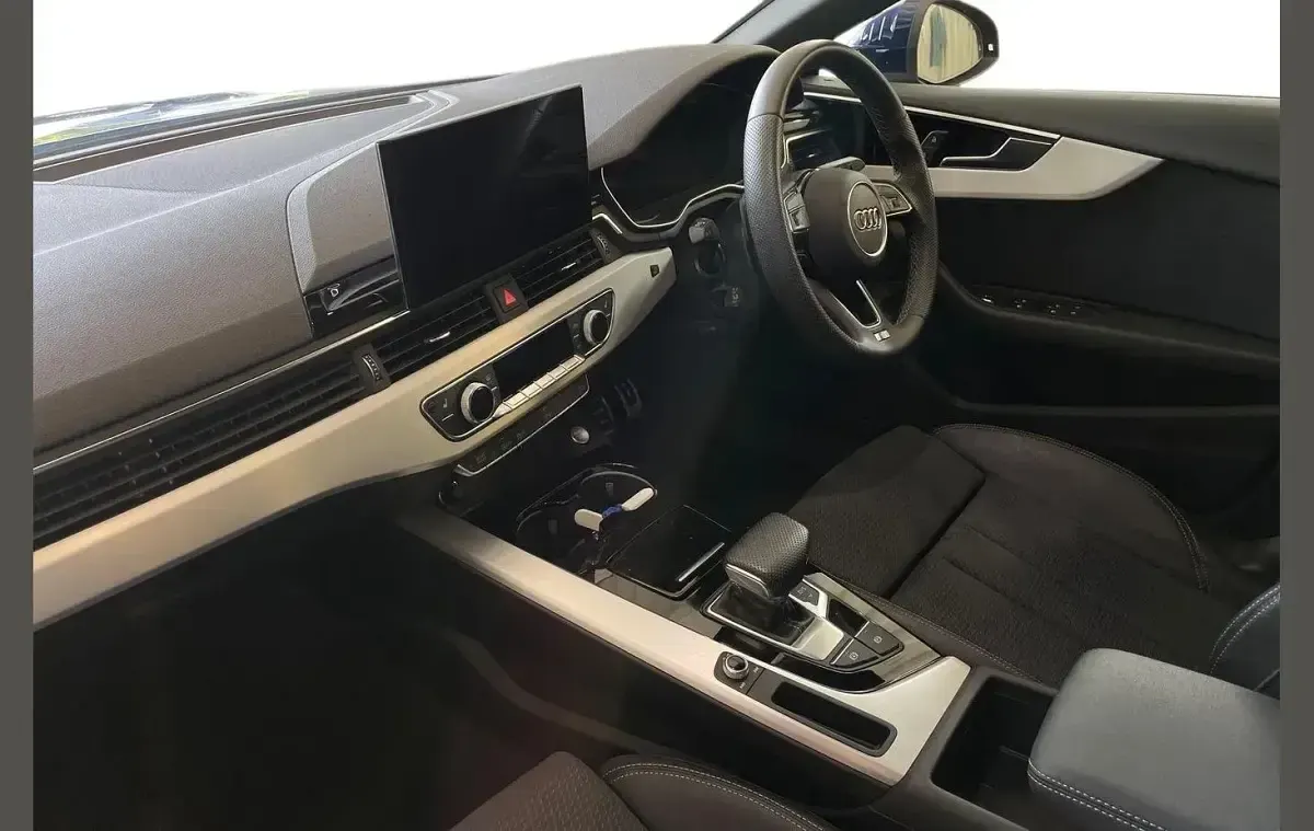 Used Audi A5 S-Line 200 HP (147 kW) 2023 Blue Coupe