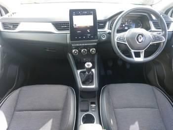 Used Renault Captur Version S 91 HP (66 kW) 2021 White SUV