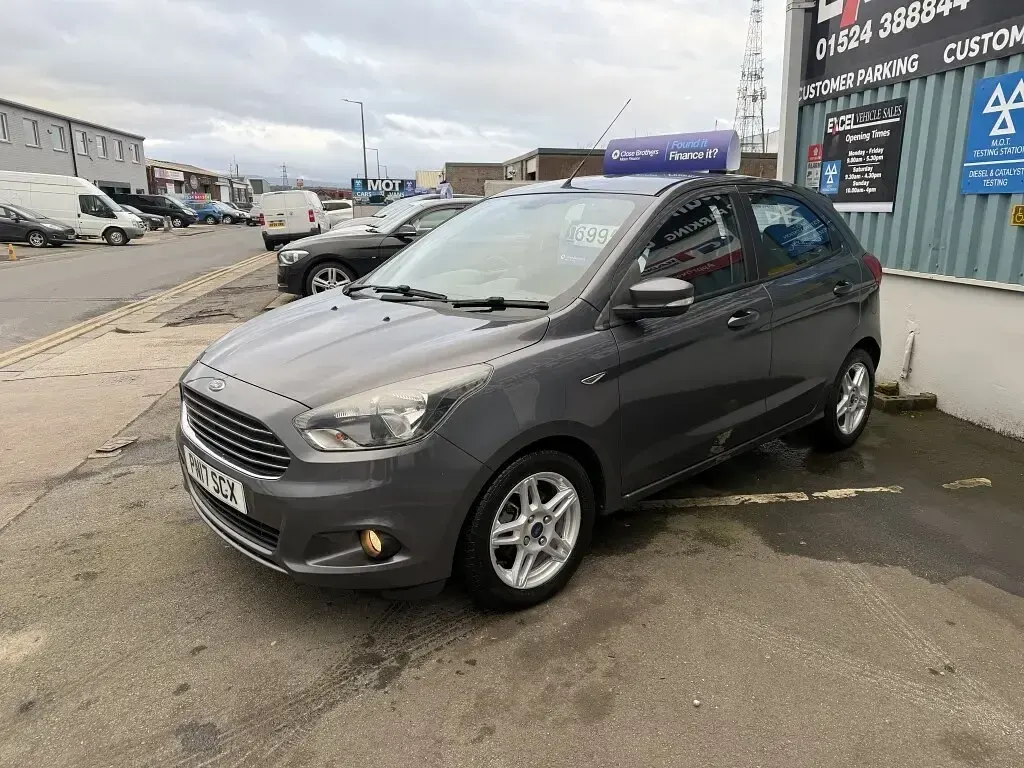 Used Ford Ka Plus Zetec 85 HP (62 kW) 2017 Grey Hatchback