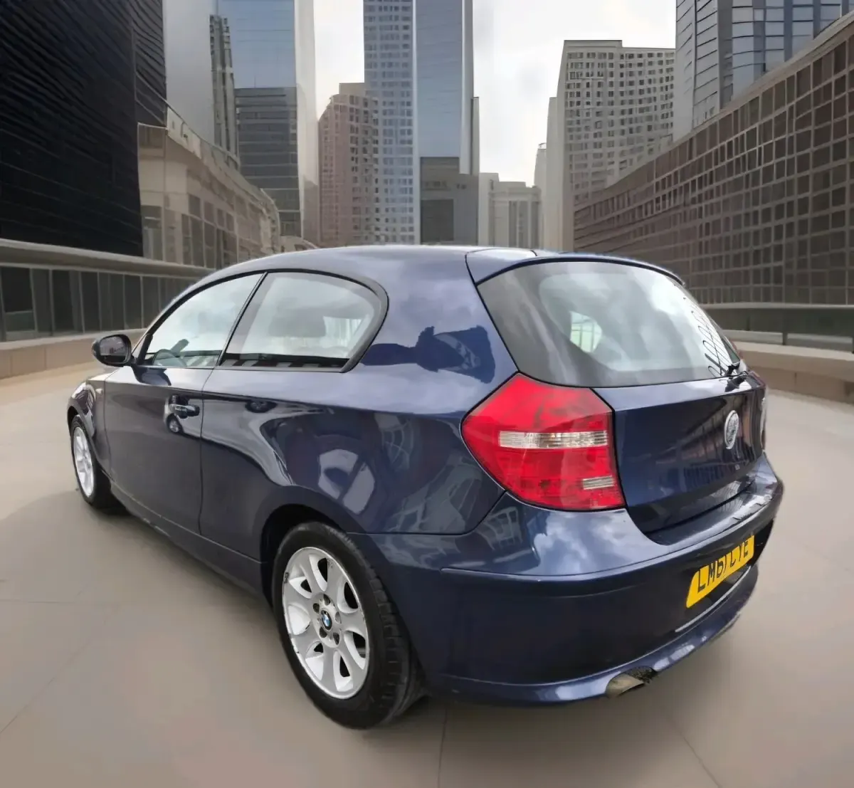 Used BMW 118 143 HP (105 kW) 2011 Blue Hatchback