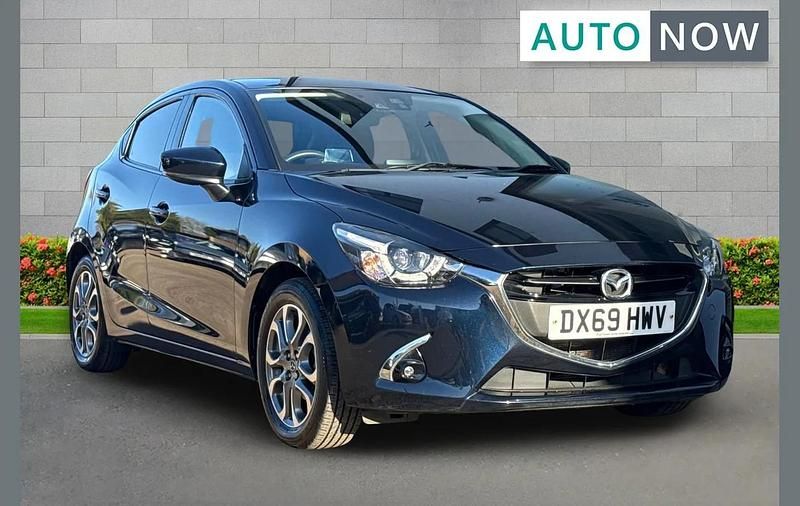 Used Mazda 2 Inclusive 113 HP (83 kW) 2019 Blue Hatchback