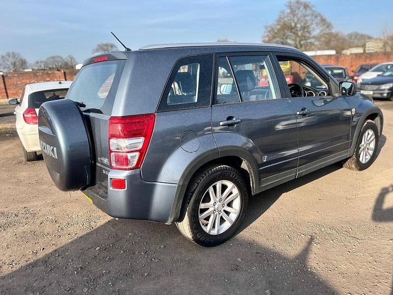 Used Suzuki Grand Vitara 140 HP (102 kW) 2007 Grey SUV