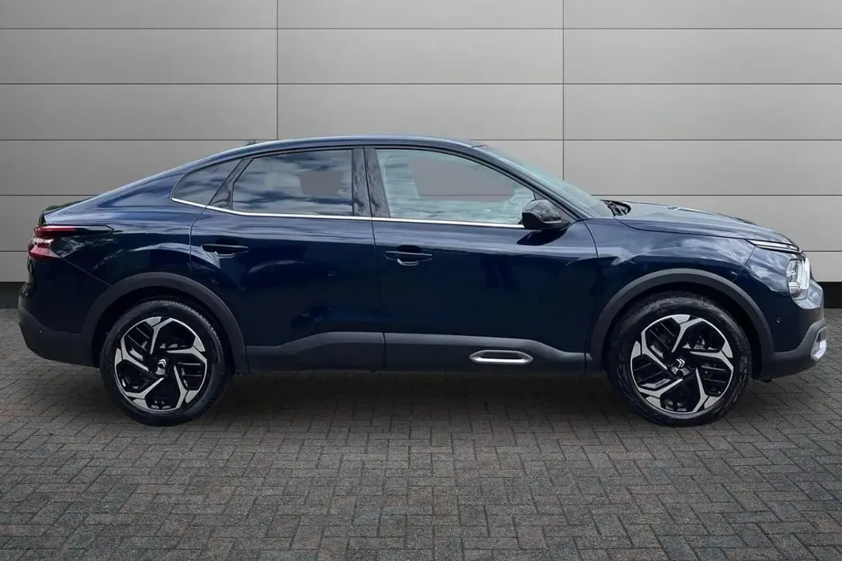 Used Citroën C4 X PureTech 129 HP (94 kW) 2024 Eclipse blue SUV