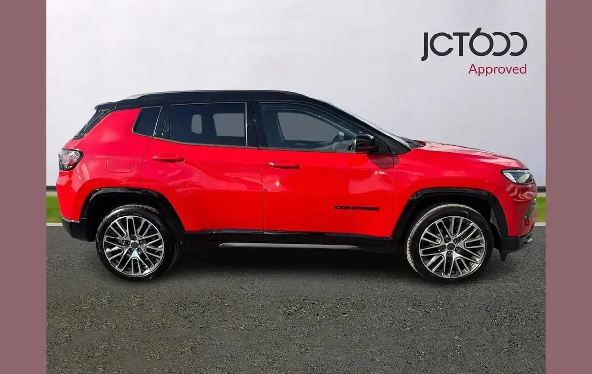 Used Jeep Compass Altitude 128 HP (94 kW) 2025 Other SUV