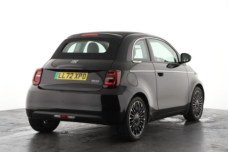 Used Fiat 500e La Prima 86 kW (118 HP) 2023 Black Cabriolet