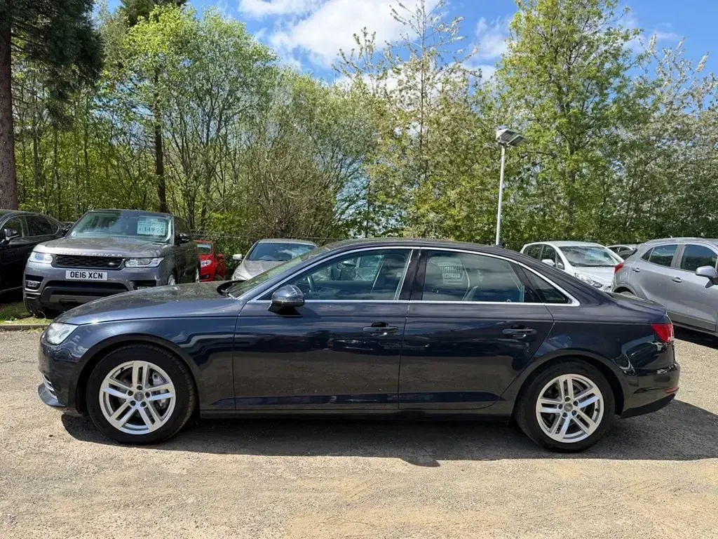 Used Audi A4 Sport 190 HP (139 kW) 2016 Blue Sedan