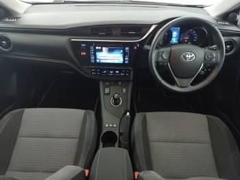 Used Toyota Auris Hybrid Design 136 HP (100 kW) 2018 Blue/black Hatchback