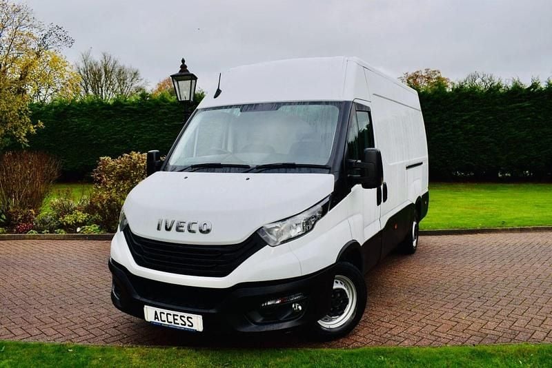 White Used 2023 Iveco Daily Van | £14,995 (Super price) - Image 1/4