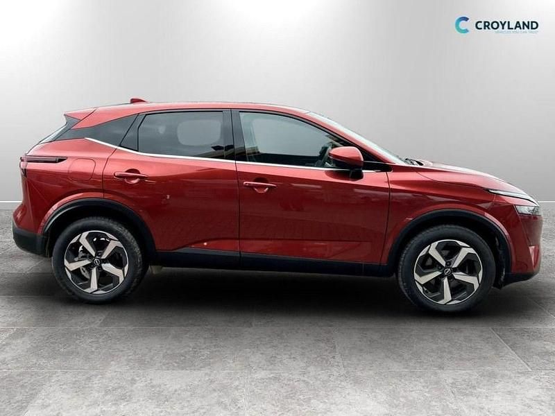 Used Nissan Qashqai N-Connecta 2022 Red SUV