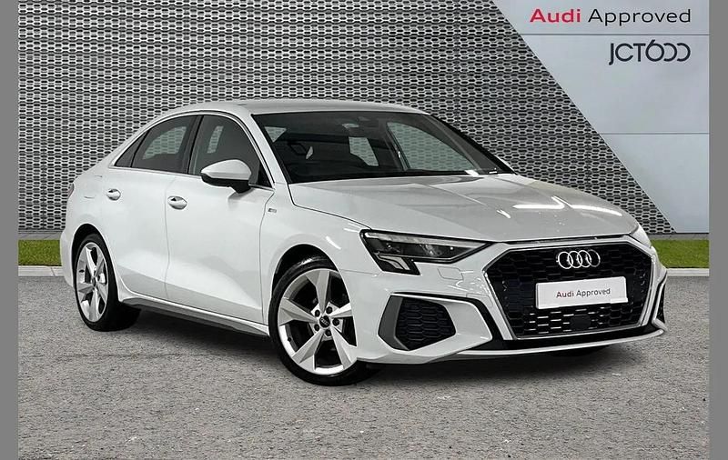 Used Audi A3 S-Line 147 HP (108 kW) 2023 White Sedan