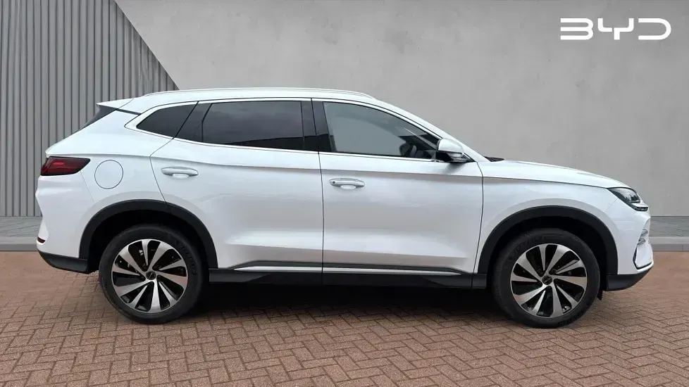 Used BYD Seal U Boost 218 HP (160 kW) 2025 White SUV