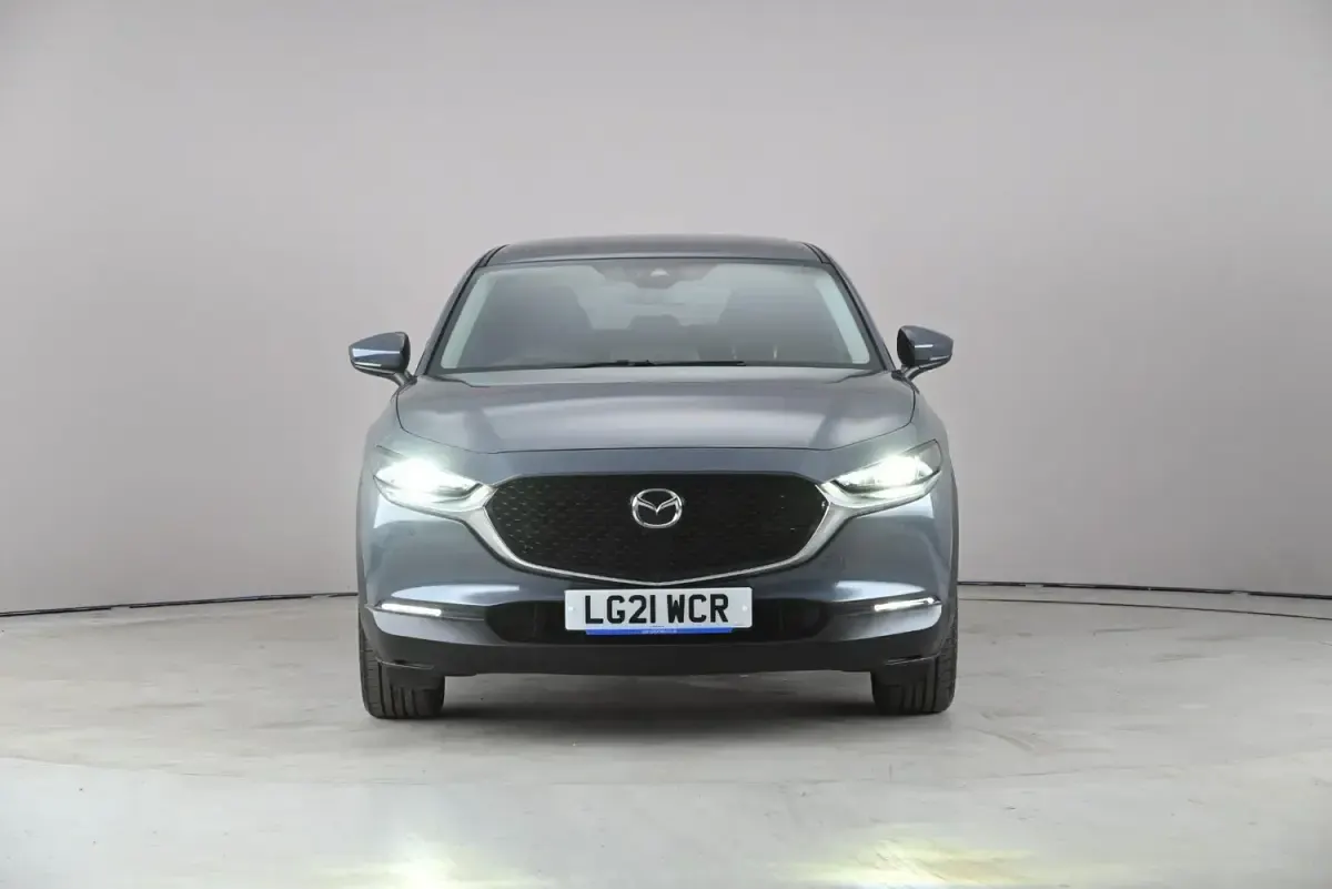 Begagnad Mazda CX-30 Inclusive 2021 Grå SUV