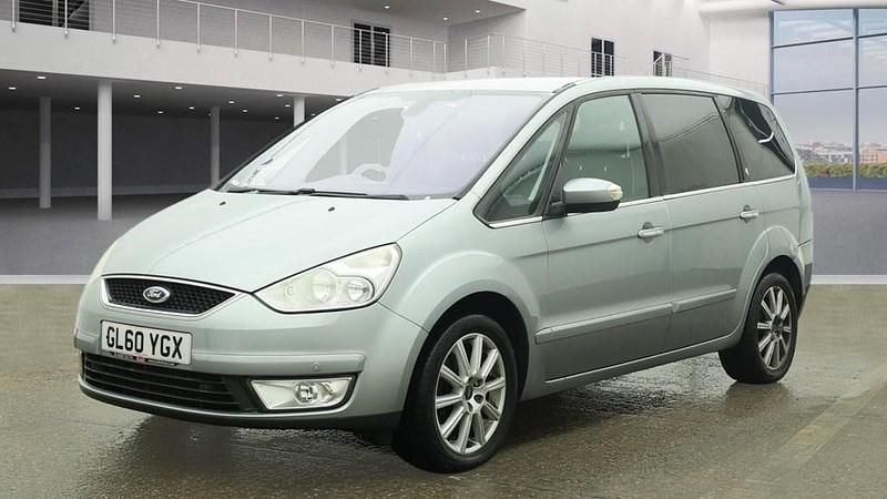 Usado Ford Galaxy Ghia 2010 Prateado Monovolume