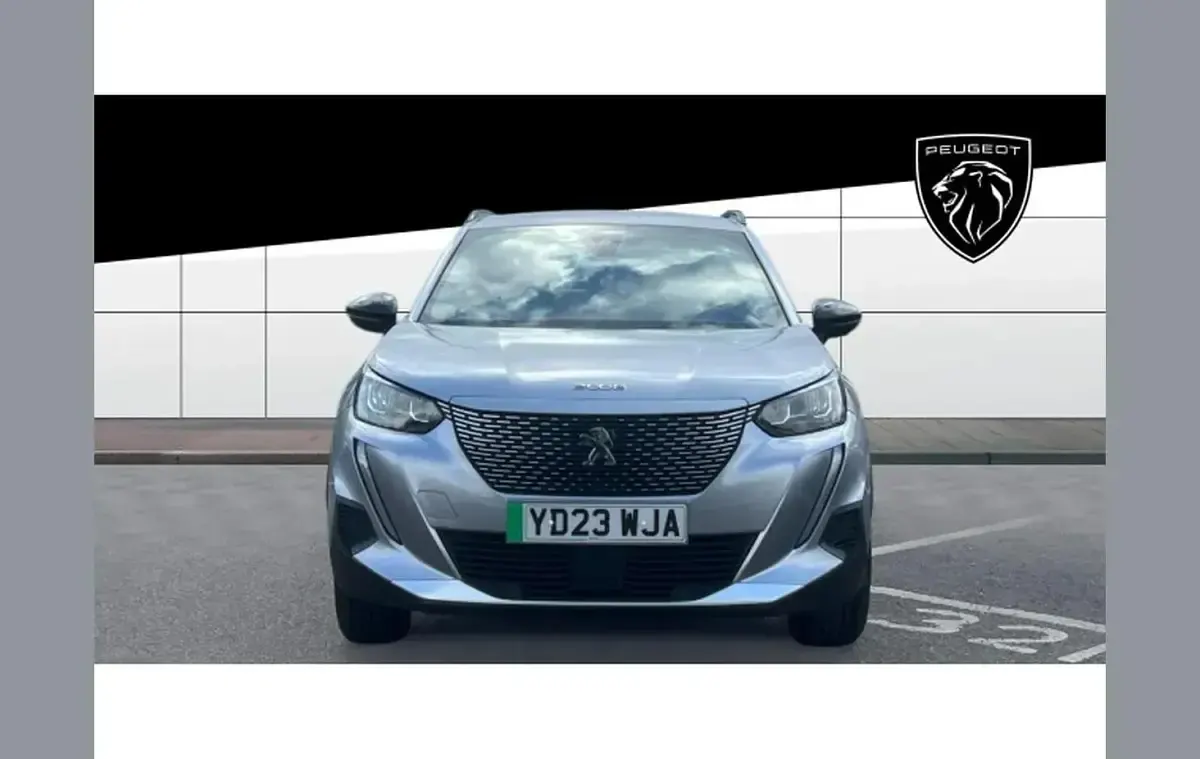 Used Peugeot e-2008 Allure+ 100 kW (136 HP) 2023 Grey SUV