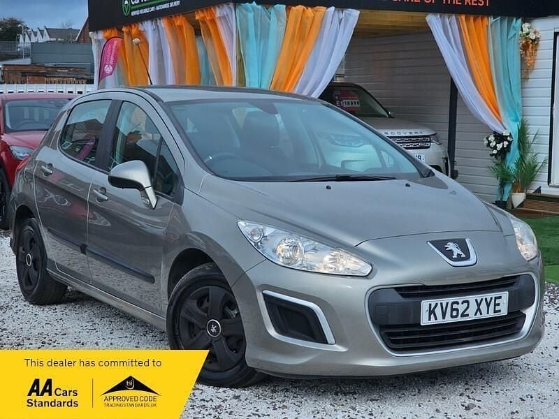 Used Peugeot 308 Access 92 HP (67 kW) 2012 Grey Hatchback
