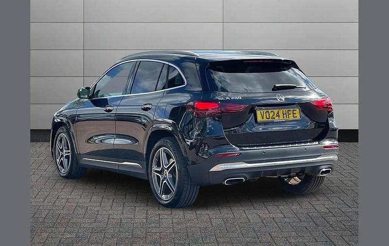 Used Mercedes GLA200 Executive 161 HP (118 kW) 2024 Black SUV